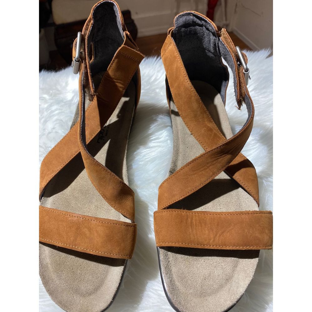 Naot Leather sandals